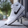 نیم بوت مردانه White Jordan مدل 2705