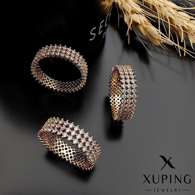 رینگ تنیسی ژوپینگ