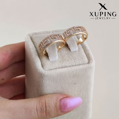 انگشتر ورساچه نگین‌دار ژوپینگ