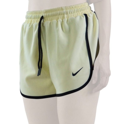 شلوارک ورزشی زنانه نایک مدل Dri Fit-4B0148 لیمویی