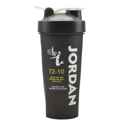 شیکر ورزشی یک تیکه جردن مدل ۱۰-۷۲ رنگی درب ضامنی ظرفیت ۰.۶ لیتر