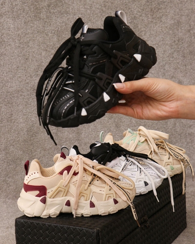 کتونی LINE STAR