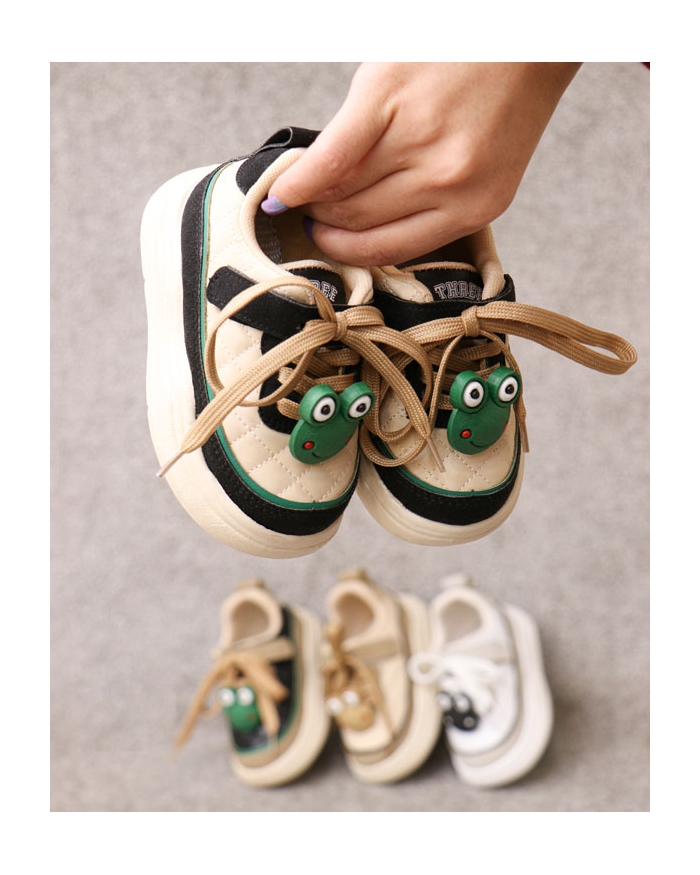 کتونی THREE BEST