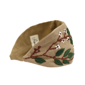 اسکارف برگ سبز / Green leaf scarf