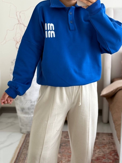 نیم دکمه میووو