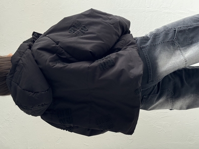 کاپشن a2212 miu miu 