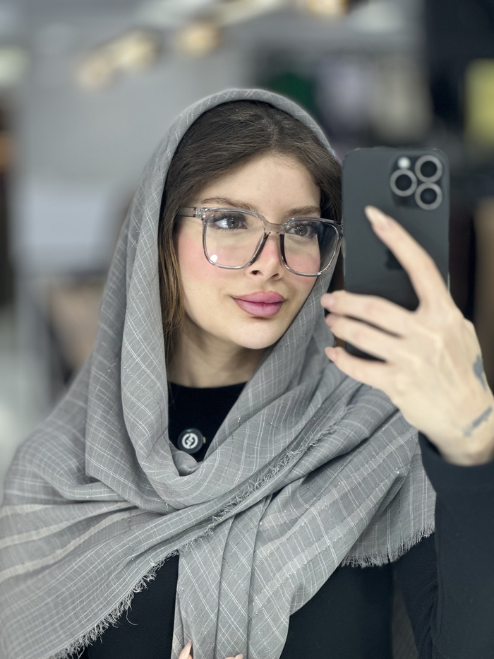 روسری  دور ریش قواره ۱۳۰ مدل رایحه