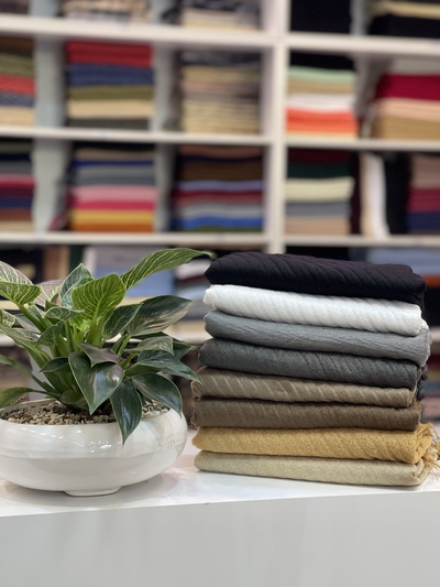 شال موهر منگوله دار