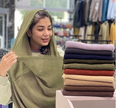 شال کنفی پاییزه دور ریش