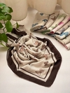 مینی اسکارف چاپی طرح پروانه 
