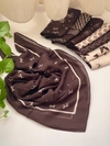 مینی اسکارف چاپی قهوه‌ای 