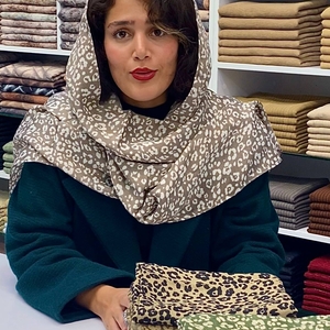 شال نخی پلنگی 