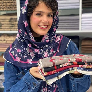 روسری نخی دور دست دوز 