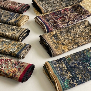 روسری نخی حاشیه ترمه 