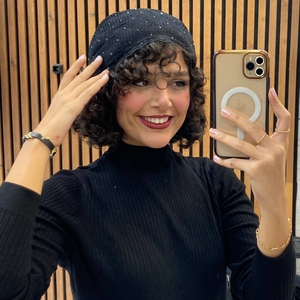 مینی سه گوش مخمل دور دانتل 