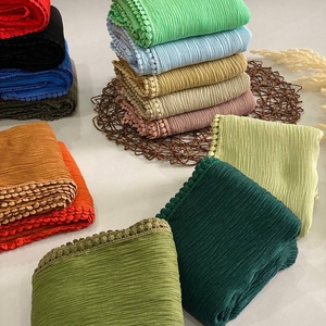 شال نخی برشکا دور عدسی