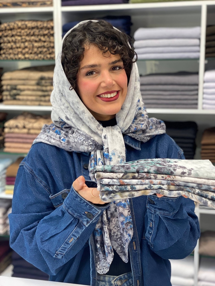 روسری نخی چاپی دور دوخت