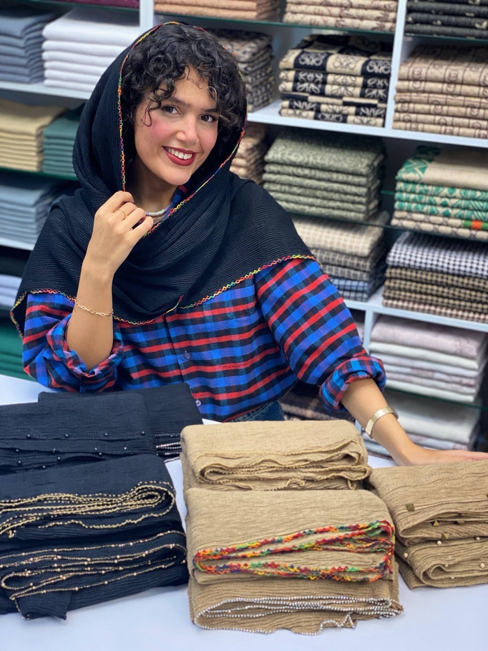 شال برشکا وارداتی کرم و مشکی