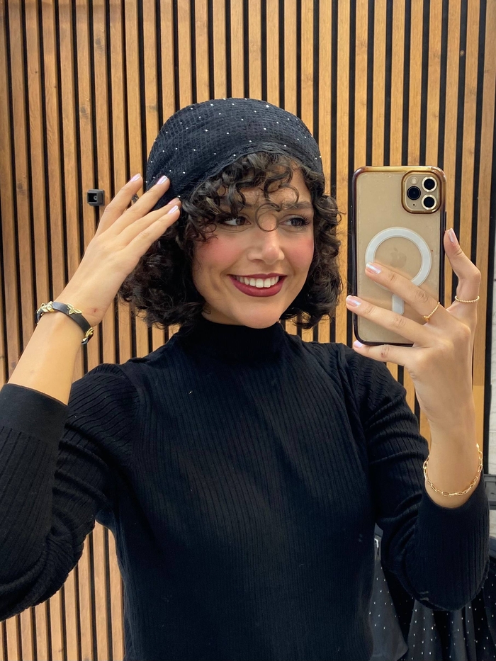 مینی سه گوش مخمل دور دانتل 