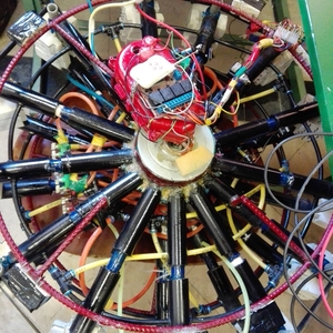 نمونه چرخ هوشمند با آج متغیر نسبت به شرایط جاده،آب و هوا و جغرافیایی مختلف.