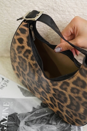 کیف قایقی پلنگی کد1025