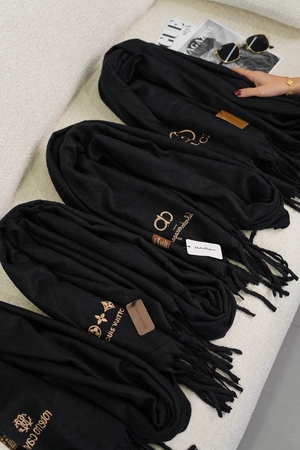 شال موهر حوله‌ای ریش فتیله‌ای مشکی وارداتی کد311