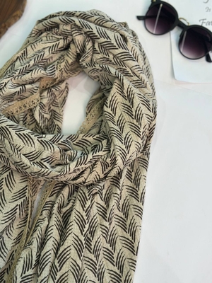 شال پلیسه برشکا گندمی قلاب بافی کد۲۸۱