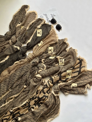 شال برشکا پاییزه کرم دورخز وارداتی کد۲۶۳