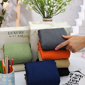 روسری پلیسه نخی پاییزه دورریش کد۲۷۶