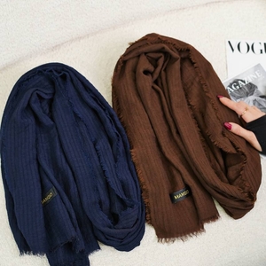 شال نخی دورریش راه راه MANGO کد315