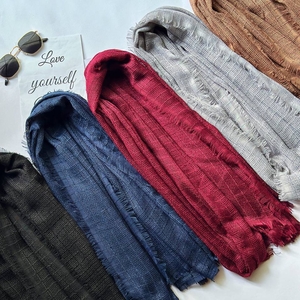 شال حصیری چهارخونه دورریش کد۲۶۲