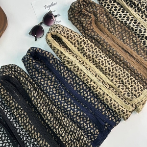 شال پلیسه برشکا طرح فلش قلاب بافی کد۲۸۳