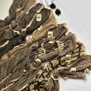 شال برشکا پاییزه کرم دورخز وارداتی کد۲۶۳