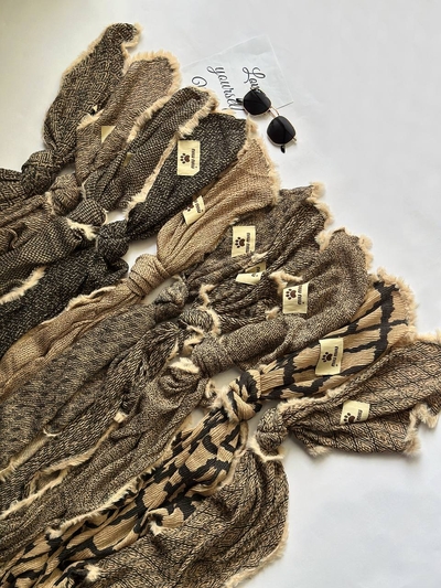 شال برشکا پاییزه کرم دورخز وارداتی کد۲۶۳