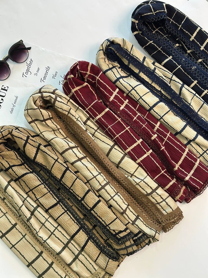 شال پلیسه برشکا چهارخونه قلاب بافی کد۲۸۲